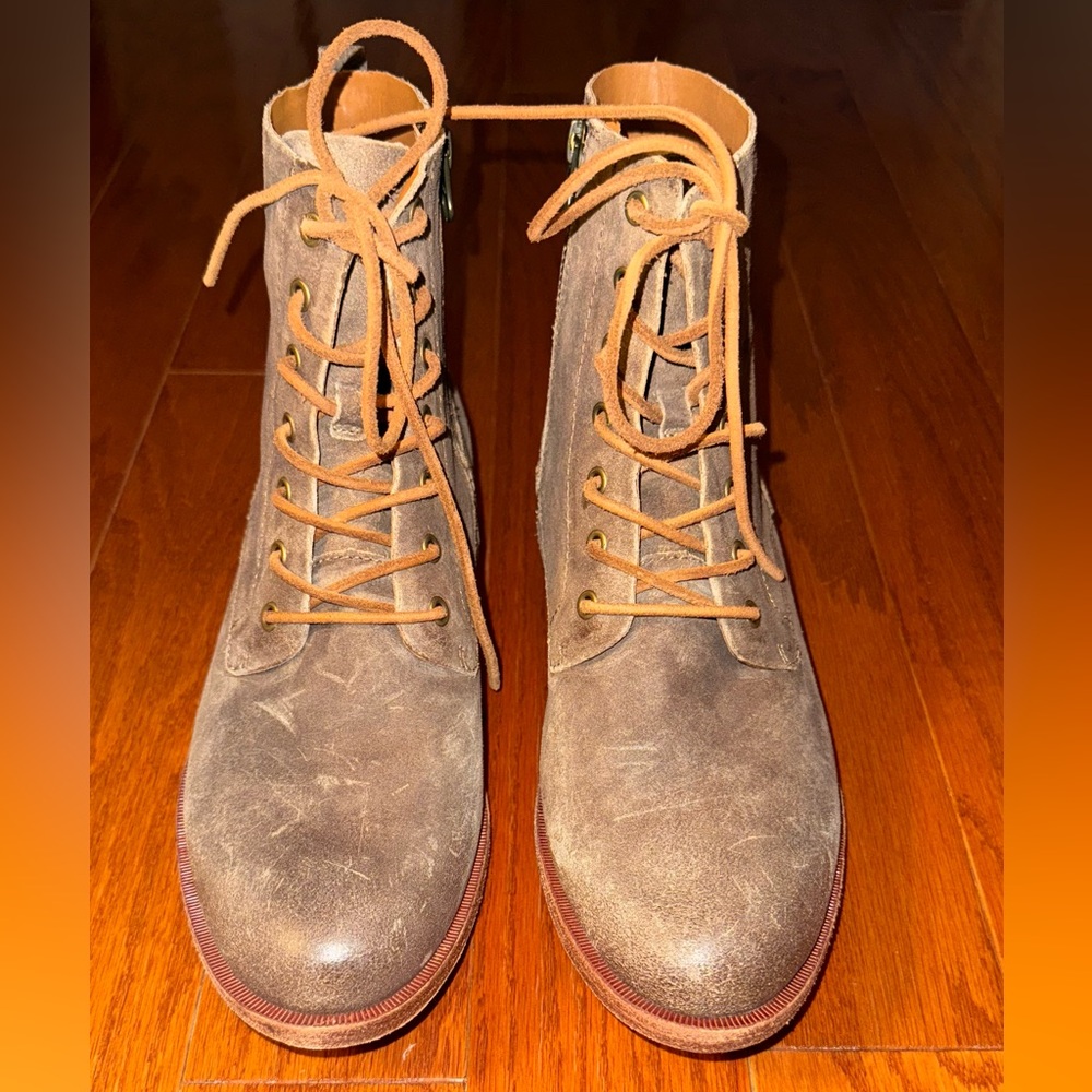 Kork-Ease Violeta Lace Up Zip Leather Bootie Women’s Sz 9 Distressed Brown